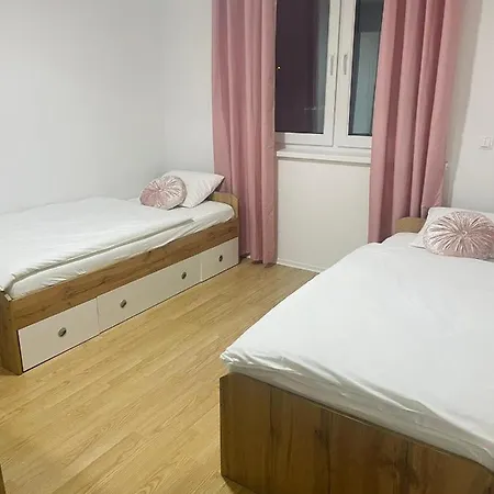 Appartement Muric Apartman 8 *